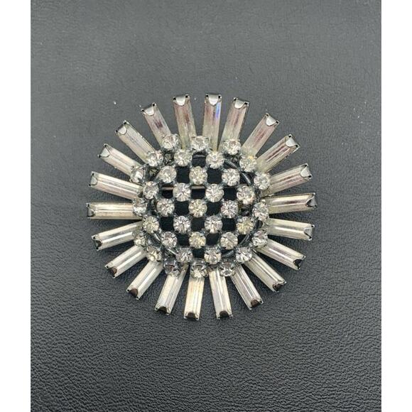 Vintage Silver Tone Sunburst Flower Clear Rhinestone Brooch - Picture 2 of 4